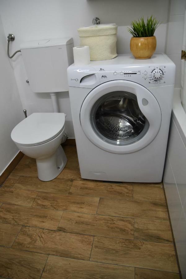 Apartment Panorama พูลา ภายนอก รูปภาพ