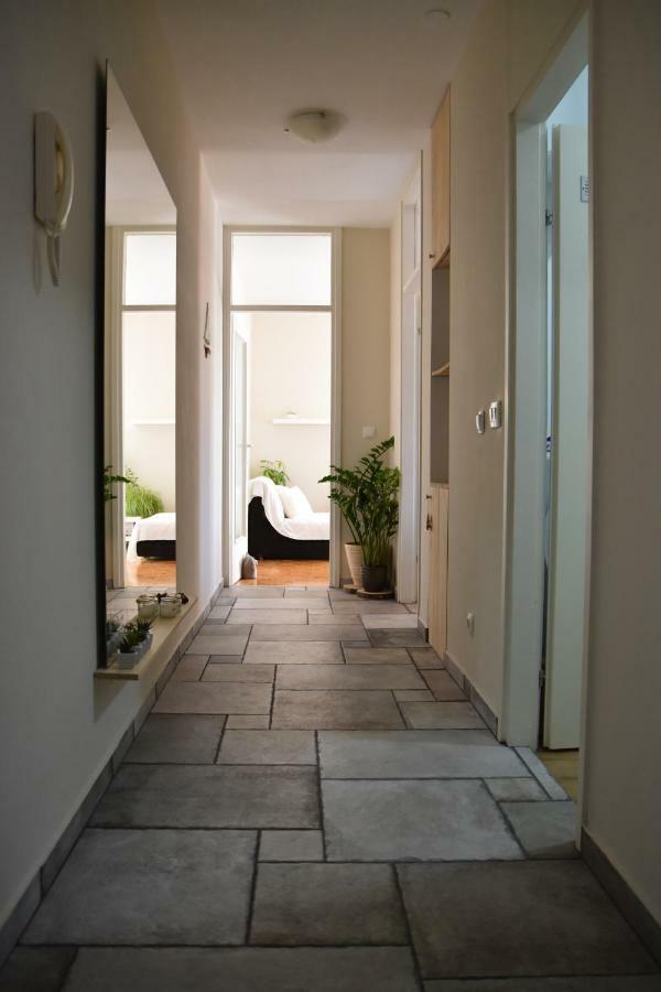 Apartment Panorama พูลา ภายนอก รูปภาพ