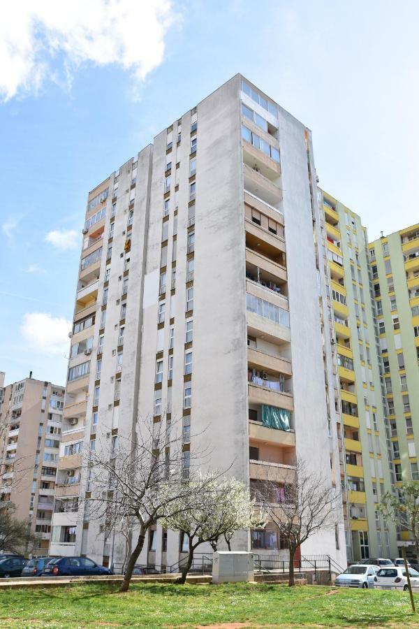 Apartment Panorama พูลา ภายนอก รูปภาพ